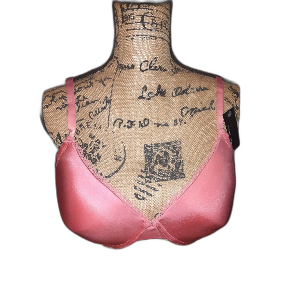 Youmita 38C Sugar Coral Satin Lace Trim Coverage Bra NWT